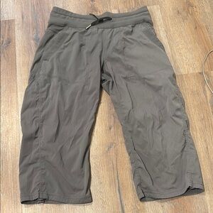 Lululemon capri shorts.